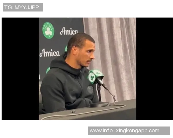 马祖拉反击冈萨雷斯语言障碍传言强调其英语流利并对报道表示愤怒 马祖拉反击冈萨雷斯语言障碍传言强调其英语流利并对报道表示愤怒