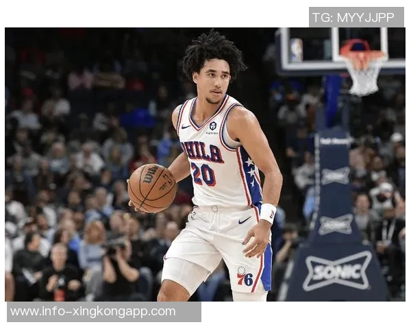 麦凯恩尚未完全恢复球队决定让他与马克西共同出战